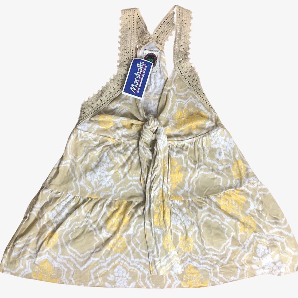 Free People NWT Sleeveless Blouse Size M Embroidered Straps